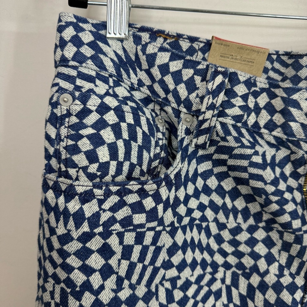NWT Levi’s Jeans Middy Straight Denim Irregular Geometric, size 31x30 - Picture 6 of 13